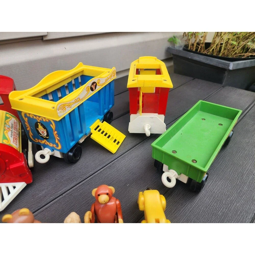 Vintage Fisher-Price Little People Circus Train #991 Toy Animal Zoo W/Animals +
